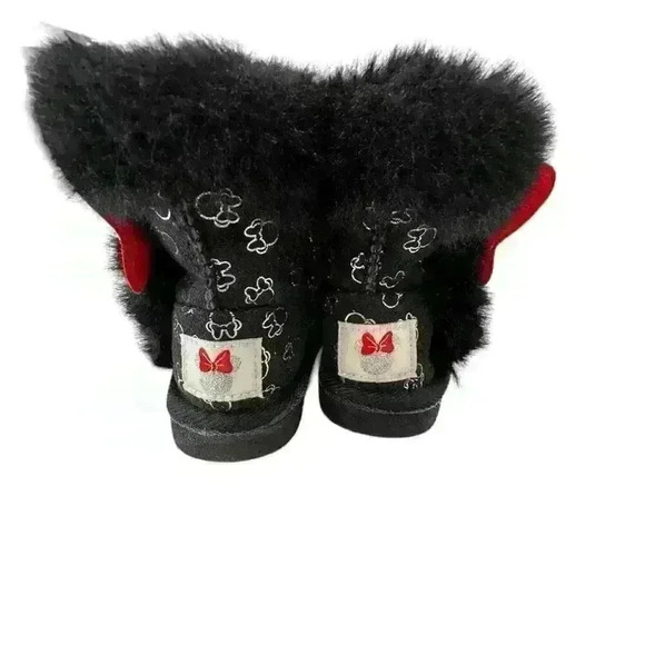 DISNEY MINI MOUSE FAUX FUR BOOTIE SIZE 6T NWOT - Picture 5 of 9